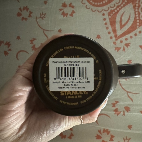 BRAND NEW WITH TAG/BOX! STANLEY Limited Edition Chocolate/gold 40 Oz Quencher - Picture 6 of 10